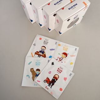 [블루 본 아이노우] 유아용 컬러마스크 40 PCS SET 2중 택 1 — 5점을 준 리뷰어가 2021년 4월 올린 사용 사진