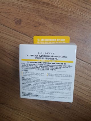 랑벨 비타 에너지 잡티 앰플 패드 65매 (투명하고 밝은 얼굴 광채패드) — 4점을 준 리뷰어가 2022년 5월 올린 사용 사진