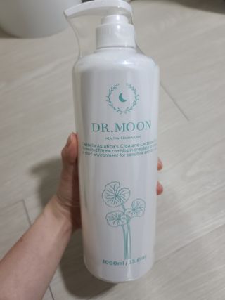 [닥터문] 센텔라 시카케어 화이트머스크 바디워시 1000ml — 5점을 준 리뷰어가 2023년 6월 올린 사용 사진