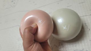 트라택 쿠셔닝 웨이트볼 0.5kg + 1kg SET — 5점을 준 리뷰어가 2022년 6월 올린 사용 사진