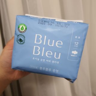 블루블루 유기농 순면 커버 생리대 — 5점을 준 리뷰어가 2021년 2월 올린 사용 사진