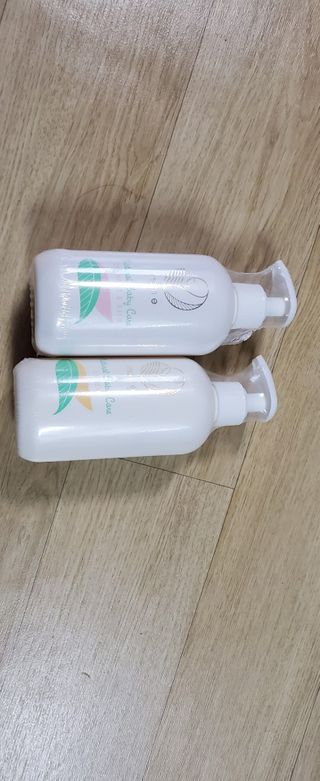mom e 맘이 내추럴 베이비 케어 샴푸앤바스+로션 — 3점을 준 리뷰어가 2021년 1월 올린 사용 사진