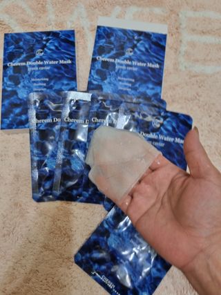 체르엠 그린 케비어 더블워터 마스크팩 5매입  2팩 — 5점을 준 리뷰어가 2021년 10월 올린 사용 사진