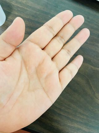 아이앤립 / EYENLIP 아이앤립 연어오일 리바이탈라이징 토너+앰플+크림 3종 세트 — 4점을 준 리뷰어가 2021년 5월 올린 사용 사진