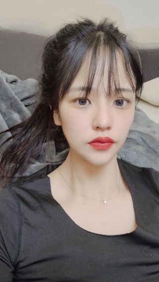 [블랙루즈] 에어 핏 벨벳틴트 시즌1 7종 중 택1+랜덤1 — 5점을 준 리뷰어가 2021년 1월 올린 사용 사진