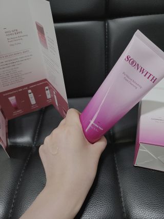 SOONWITH 바이오 내추럴 리프레싱 폼클렌징 — 5점을 준 리뷰어가 2021년 5월 올린 사용 사진