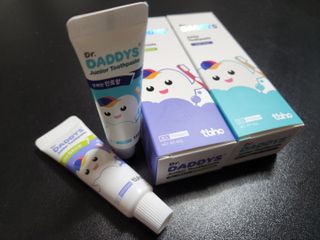 닥터데디스 안심불소 튼튼치약(청포도, 민트 중 택 1) 60g + 여행용 미니 치약 15g — 5점을 준 리뷰어가 2022년 8월 올린 사용 사진