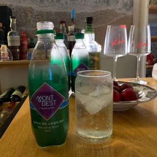 몽베스트 Montbest with Sparkling water Plain 20병 — 5점을 준 리뷰어가 2023년 6월 올린 사용 사진