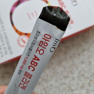 아임오 ABC 콜라겐 젤리 14포 — 5점을 준 리뷰어가 2021년 11월 올린 사용 사진