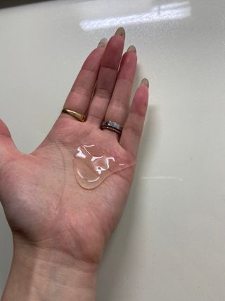 비어멕 독일맥주효모 천연탈모샴푸 — 4점을 준 리뷰어가 2021년 1월 올린 사용 사진