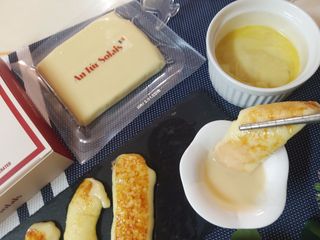 앙투어솔레 아일랜드 구워먹는 치즈 100 자연 치즈 와인안주 300g(100g x 3팩) — 5점을 준 리뷰어가 2022년 8월 올린 사용 사진