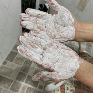 [베러오리진] 무화과 크리미 딥 폼 클렌저/피부 노폐물 & 미세먼지 99 세정 인증 민감성 피부 무자극 인증 — 4.5점을 준 리뷰어가 2021년 12월 올린 사용 사진