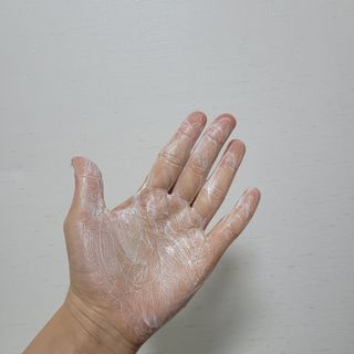[베러오리진] 무화과 크리미 딥 폼 클렌저/피부 노폐물 & 미세먼지 99 세정 인증 민감성 피부 무자극 인증 — 4점을 준 리뷰어가 2021년 12월 올린 사용 사진