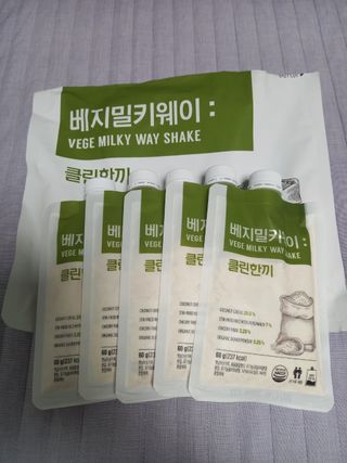 클린24시간  클린한끼 쉐이크 1세트 (5개) — 5점을 준 리뷰어가 2023년 8월 올린 사용 사진