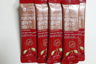 자연에온 가득담은 몽모랑시 타트체리 콜라겐 젤리스틱 — 5점을 준 리뷰어가 2021년 1월 올린 사용 사진