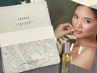 리브얼 | LIVALL 바이오셀룰로오스 마스크 레스트 앤 글로우 33ml  x 3개입 — 5점을 준 리뷰어가 2022년 7월 올린 사용 사진