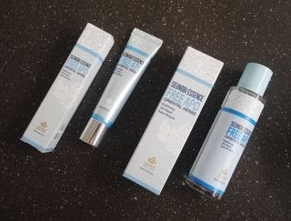 조아산코스메틱 승비 에센스 프리아포 오리엔탈 허브 크림 + 승비 에센스 프리아포 오리엔탈 허브 스킨 SET — 5점을 준 리뷰어가 2022년 5월 올린 사용 사진