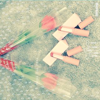 [블랙루즈] 로즈 벨벳 립스틱 택1+랜덤1 — 5점을 준 리뷰어가 2020년 12월 올린 사용 사진
