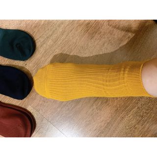 [사이즈가 있는 양말 필로이] 남/여 골지 발목 양말 4족 세트 남【S, M, L, XL】여【S, M, L】_컬러 랜덤 — 4점을 준 리뷰어가 2022년 6월 올린 사용 사진