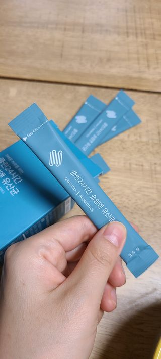 클린24시간 슬림앤유산균 1박스 (3.5g X 15포) — 5점을 준 리뷰어가 2023년 5월 올린 사용 사진