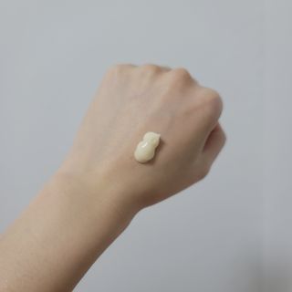 [후르디아] 올리브영 저자극 비건바디로션 — 5점을 준 리뷰어가 2023년 1월 올린 사용 사진