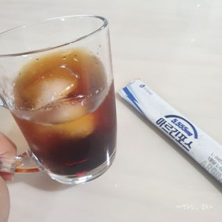 자연에온 아르긴포스 L-아르기닌 5555mg 스틱 15개입 1박스 — 4점을 준 리뷰어가 2021년 5월 올린 사용 사진