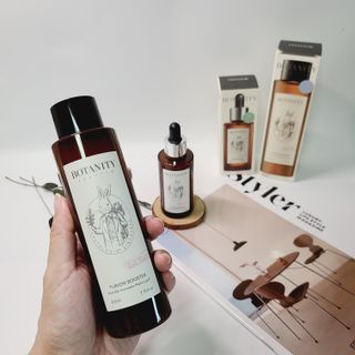 보타니티 [홍]조[진]정[결]케어 플라본 부스터 210ml / 플라본 세럼 50ml — 5점을 준 리뷰어가 2022년 7월 올린 사용 사진