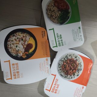 직탁 식단관리 3종 도시락(꼬막 듬뿍 곤드레비빔밥, 알리오올리오 불고기오믈렛, 매콤쭈꾸미 시래기유채밥) — 5점을 준 리뷰어가 2022년 7월 올린 사용 사진
