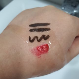 레드투래드 안티더스트 클렌징 오일 150ml — 3.5점을 준 리뷰어가 2021년 10월 올린 사용 사진