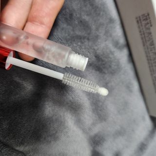 위시스 콜라겐 아이러쉬 볼륨 앰플 — 5점을 준 리뷰어가 2023년 3월 올린 사용 사진