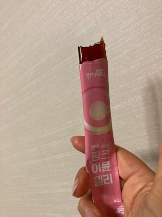 [인디닥터] 면역 생생 핑크 이뮨 젤리 — 5점을 준 리뷰어가 2022년 3월 올린 사용 사진