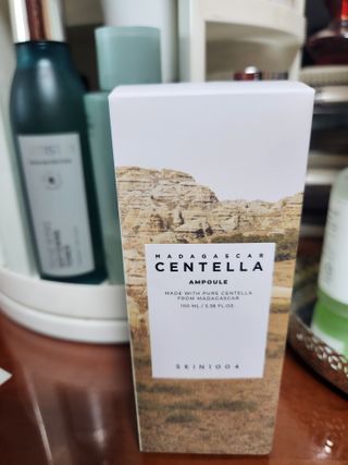 [스킨1004] 마다가스카르 센텔라 히알루-시카 워터핏 선세럼 50ml — 5점을 준 리뷰어가 2024년 5월 올린 사용 사진