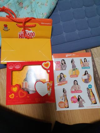 광동생활건강 [광동] 비타500데일리스틱 크리스마스 에디션 60포+20포 추가 증정&쇼핑백+스티커 gift — 5점을 준 리뷰어가 2021년 12월 올린 사용 사진