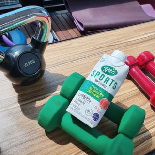 셀렉스스포츠 셀렉스 스포츠 웨이 프로틴 복숭아_ 330ml x 12팩 — 5점을 준 리뷰어가 2021년 7월 올린 사용 사진