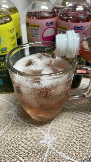 더그레잇티 콤부차 [매일유업] 더그레잇티 44kcal 콤부차 300ml *12개입 (오리지널 6개+베리리치 6개) — 5점을 준 리뷰어가 2023년 8월 올린 사용 사진