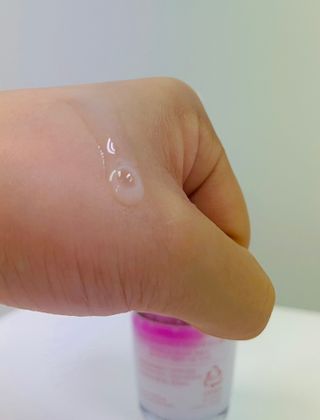 나우 [리브엠] 123억개 엑소좀으로 채운 눈부신 광채, 엑소코어 화이트닝 텐션 앰플 — 4.5점을 준 리뷰어가 2023년 8월 올린 사용 사진