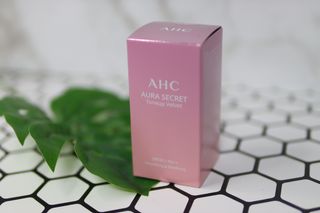 AHC 아우라 시크릿 톤업 벨벳 — 5점을 준 리뷰어가 2021년 4월 올린 사용 사진