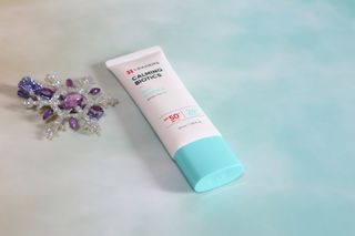 리더스코스메틱 리더스 카밍 바이오틱스 선 에센스 SPF 50+ PA++++ — 5점을 준 리뷰어가 2022년 6월 올린 사용 사진