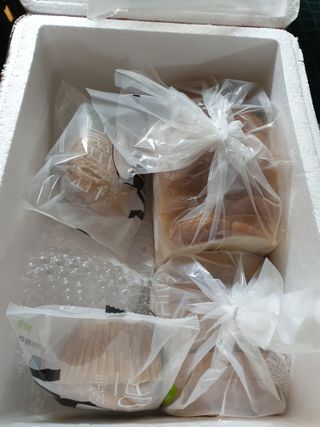 롯데제과 Vbread 포카치아식빵1개 + 미니식빵 1개 + 머핀 2개 세트 — 5점을 준 리뷰어가 2021년 9월 올린 사용 사진