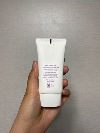 바르셀 톤업 무기자차 자외선차단제 순한 선크림 인텐시브 선 젠 50ml — 5점을 준 리뷰어가 2021년 11월 올린 사용 사진