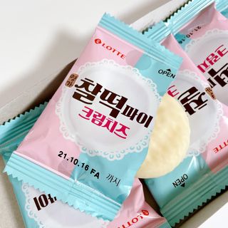 롯데제과 찰떡파이 크림치즈 — 5점을 준 리뷰어가 2021년 6월 올린 사용 사진
