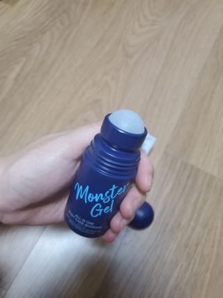 [바록스] 류현진 올인원 바디릴렉싱 몬스터겔 50ml — 5점을 준 리뷰어가 2021년 3월 올린 사용 사진