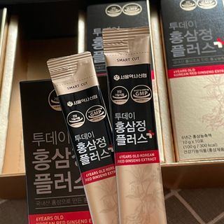 서울약사신협_투데이홍삼정플러스스틱_10g x 60포 — 5점을 준 리뷰어가 2021년 6월 올린 사용 사진