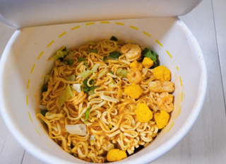 NISSIN 닛신 컵누들  4종 - 씨푸드오리지날, 씨푸드 스파이시, 씨푸드 커리, 씨푸드 XO소스 — 5점을 준 리뷰어가 2022년 4월 올린 사용 사진