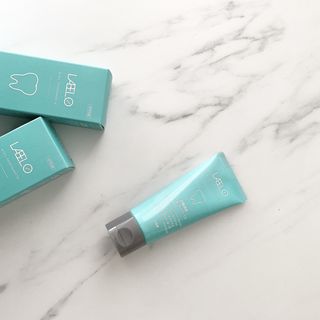 치과에서 쓰는 치약 _ 라벨제로 저불소 꼬마, 키즈, 유아, 베이비, 주니어 안전한 어린이치약 — 5점을 준 리뷰어가 2022년 11월 올린 사용 사진