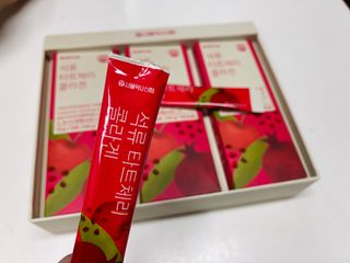 서울약사신협_석류 타트체리 콜라겐_10g x 30포 — 5점을 준 리뷰어가 2021년 8월 올린 사용 사진