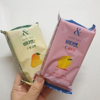 비타앤C 레몬맛, 망고맛 — 5점을 준 리뷰어가 2021년 5월 올린 사용 사진