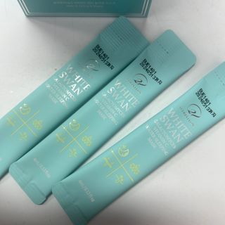오투에니원 화이트 스완 갈락토미세스 비타민 C 워터 슬리핑 마스크 — 5점을 준 리뷰어가 2022년 12월 올린 사용 사진