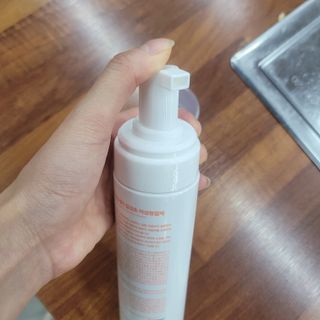 MF프리 [닥터문] 유산균 락토케어 질경초 여성청결제 200ml (폼타입) — 5점을 준 리뷰어가 2022년 6월 올린 사용 사진