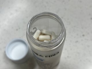 [큐라에스] 뮤신콜라겐 더마3 76.8(1개월분) — 5점을 준 리뷰어가 2023년 12월 올린 사용 사진